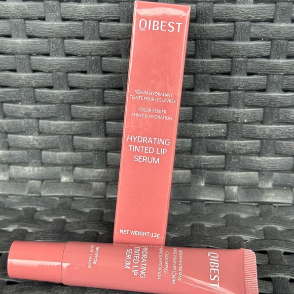QIBEST Hydrating Tinted Lip Serum - Picture 3 of 5